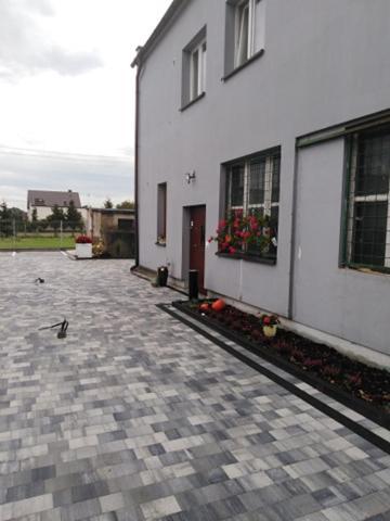 KrzyzanowicePod Kogucikiem公寓式酒店 外观 照片