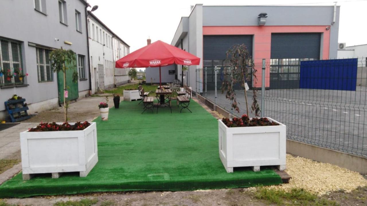 KrzyzanowicePod Kogucikiem公寓式酒店 外观 照片