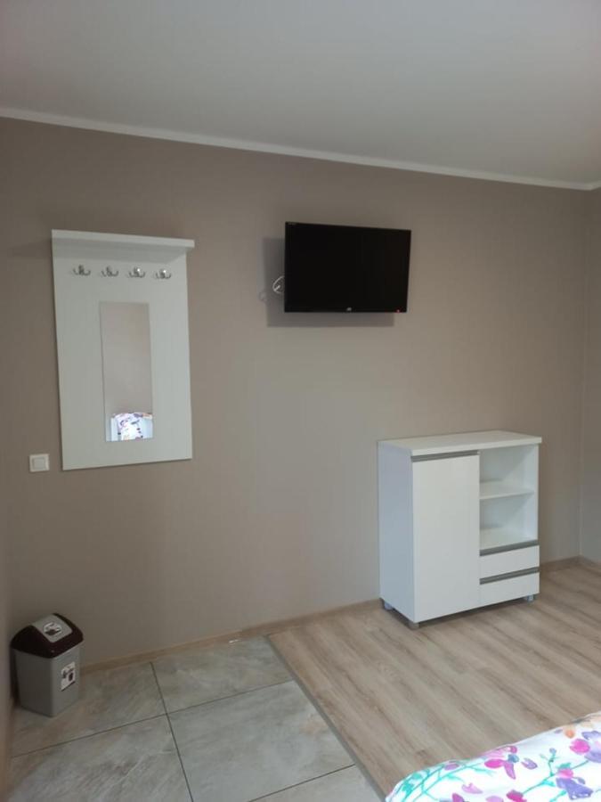 KrzyzanowicePod Kogucikiem公寓式酒店 外观 照片