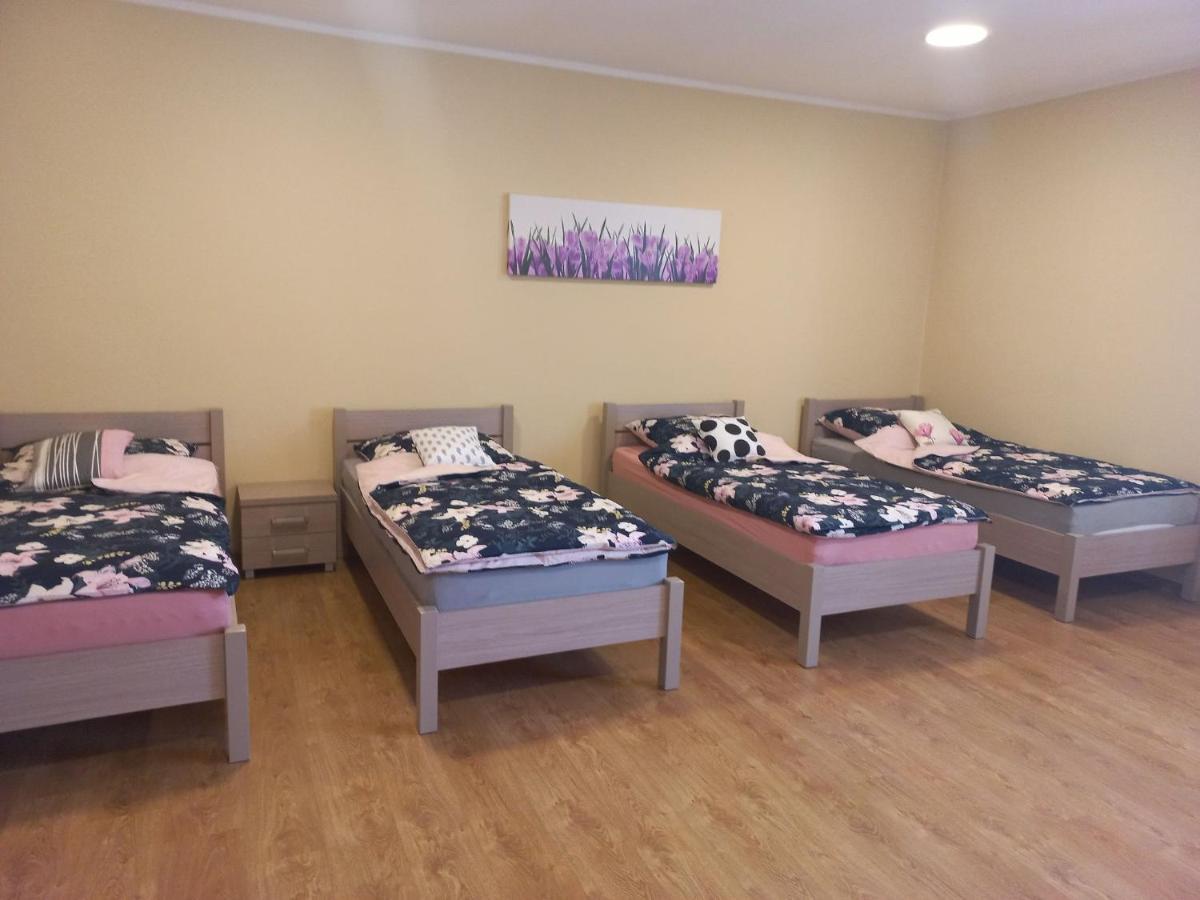 KrzyzanowicePod Kogucikiem公寓式酒店 外观 照片